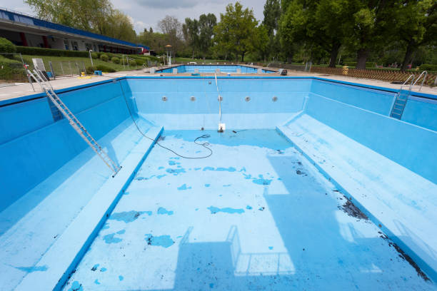 Best 24/7 water damage repair  in Clinton, OH